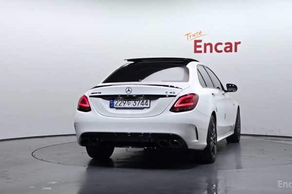 2019 Mercedes-Benz C-Класс AMG с пробегом 46 207 км