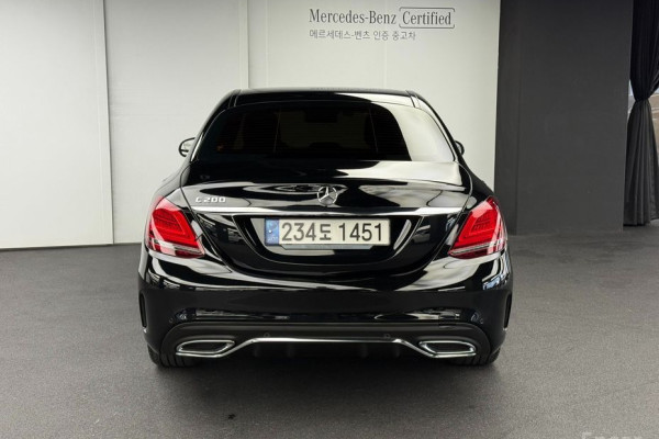 2021 Mercedes-Benz C-Класс AMG с пробегом 45 996 км