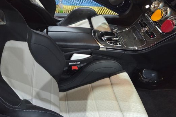 2020 Mercedes-Benz C-Класс AMG с пробегом 72 900 км