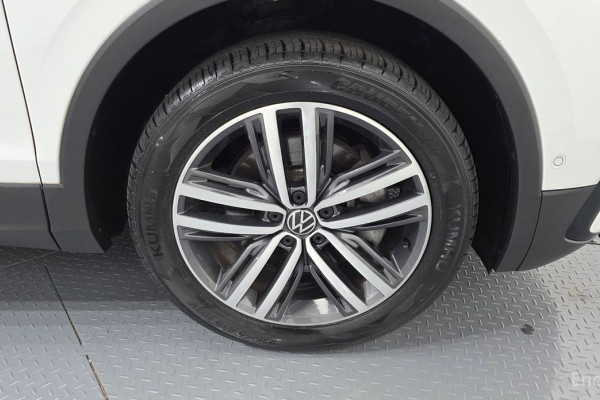 2022 Volkswagen Tiguan с пробегом 79 277 км