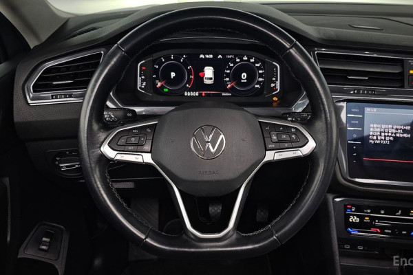 2022 Volkswagen Tiguan с пробегом 38 683 км
