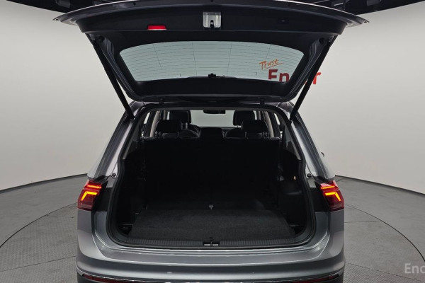 2022 Volkswagen Tiguan с пробегом 38 683 км