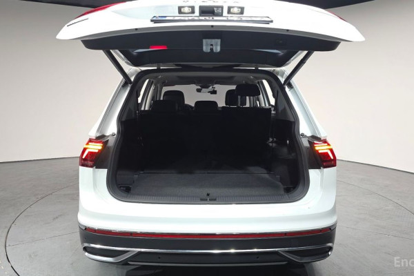 2022 Volkswagen Tiguan с пробегом 14 735 км