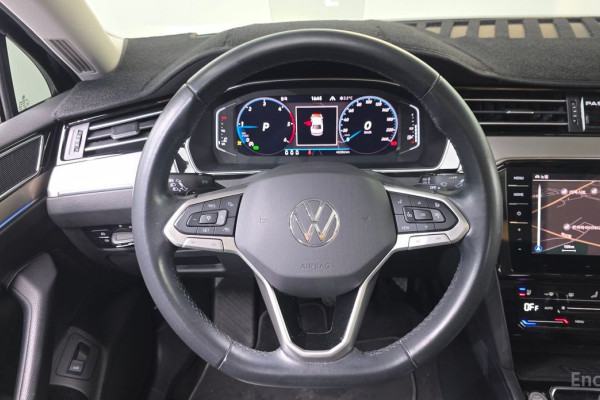 2022 Volkswagen Passat с пробегом 40 286 км
