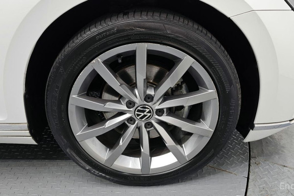 2021 Volkswagen Passat с пробегом 51 527 км