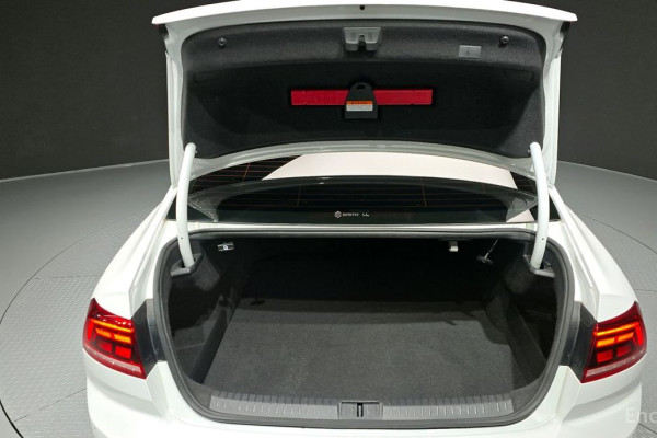 2021 Volkswagen Passat с пробегом 88 972 км