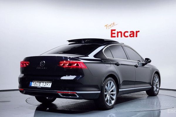 2022 Volkswagen Passat с пробегом 72 100 км