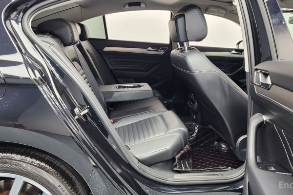 2022 Volkswagen Passat с пробегом 72 100 км