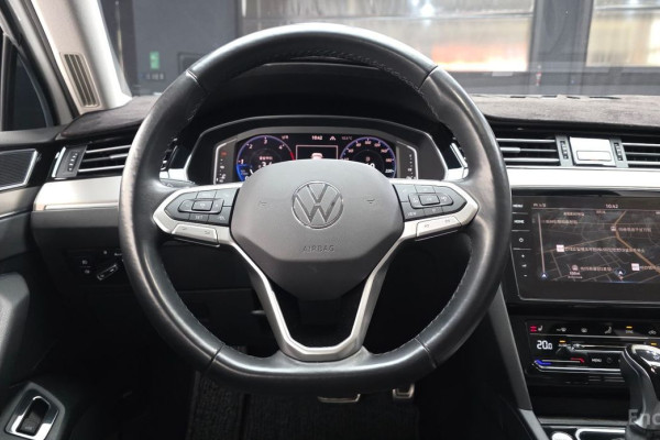 2022 Volkswagen Passat с пробегом 68 798 км