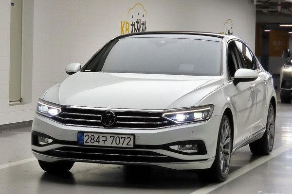 2022 Volkswagen Passat с пробегом 41 780 км