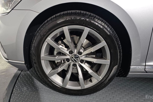 2021 Volkswagen Passat с пробегом 12 842 км