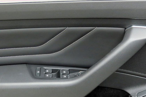 2022 Volkswagen Passat с пробегом 41 780 км