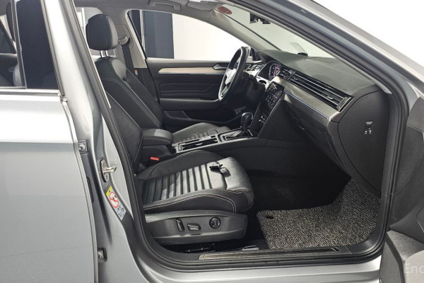 2021 Volkswagen Passat с пробегом 12 842 км