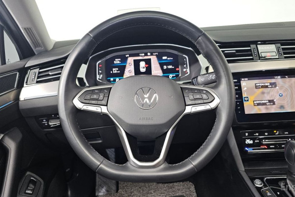 2021 Volkswagen Passat с пробегом 12 842 км