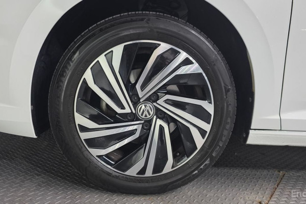 2021 Volkswagen Jetta с пробегом 42 984 км