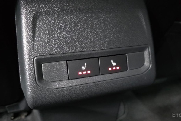 2021 Volkswagen Jetta с пробегом 42 984 км