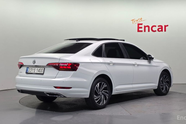 2021 Volkswagen Jetta с пробегом 79 380 км