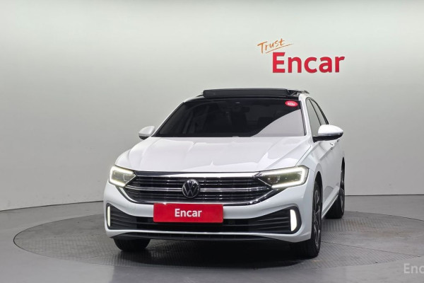 2022 Volkswagen Jetta с пробегом 33 173 км