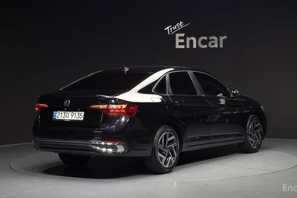 2022 Volkswagen Jetta с пробегом 55 884 км