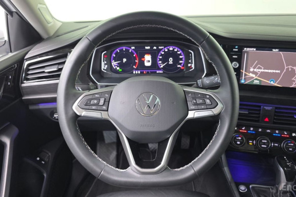 2022 Volkswagen Jetta с пробегом 33 173 км