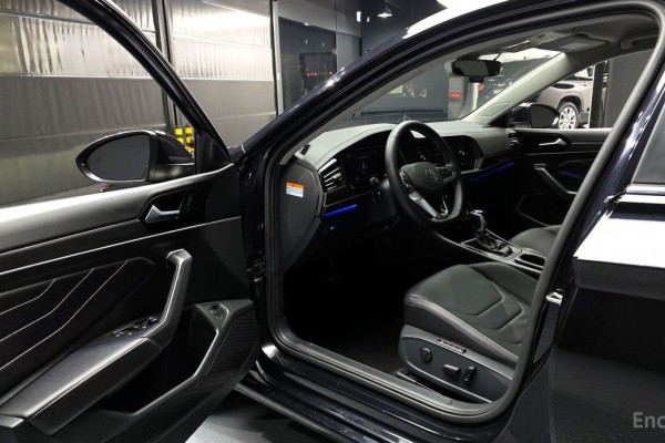 2022 Volkswagen Jetta с пробегом 55 884 км