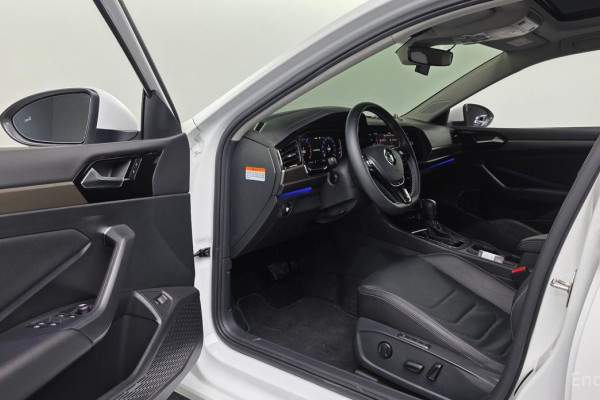 2021 Volkswagen Jetta с пробегом 79 380 км