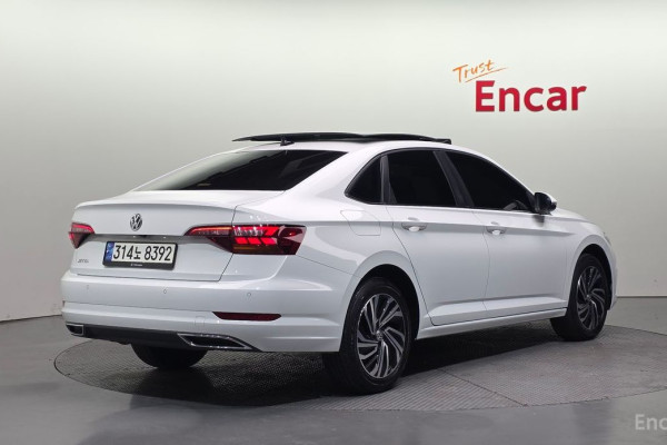 2021 Volkswagen Jetta с пробегом 47 692 км