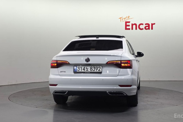 2021 Volkswagen Jetta с пробегом 47 692 км