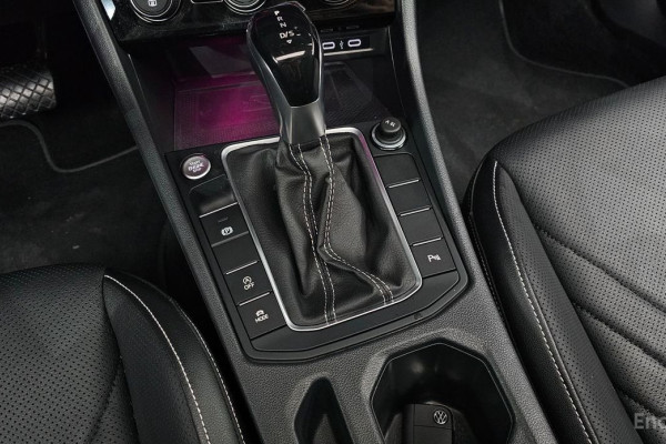 2022 Volkswagen Jetta с пробегом 30 904 км