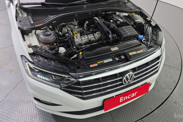 2021 Volkswagen Jetta с пробегом 47 692 км