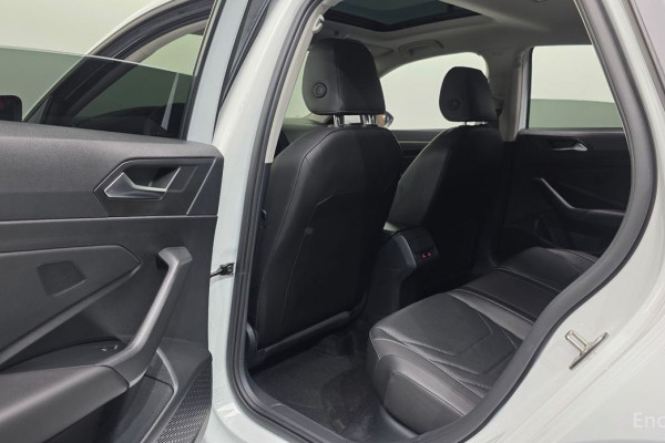 2021 Volkswagen Jetta с пробегом 79 380 км