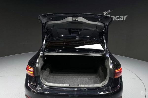 2022 Volkswagen Jetta с пробегом 55 884 км