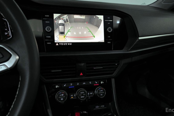 2022 Volkswagen Jetta с пробегом 42 150 км