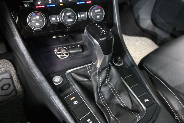 2022 Volkswagen Jetta с пробегом 42 866 км