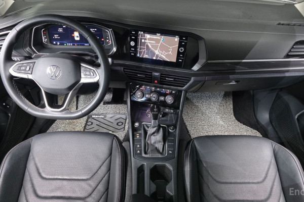 2022 Volkswagen Jetta с пробегом 42 866 км