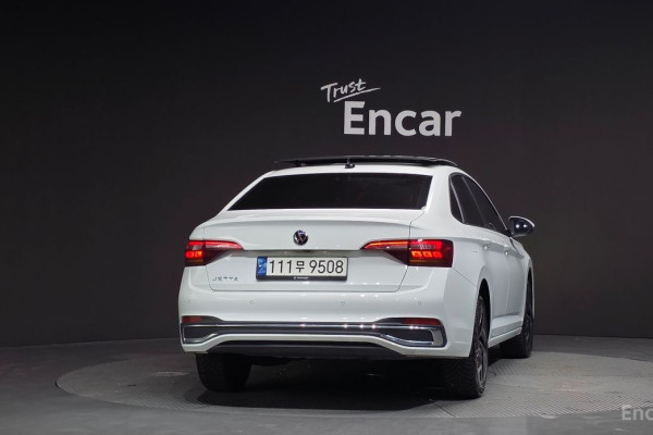 2022 Volkswagen Jetta с пробегом 56 737 км