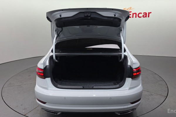 2021 Volkswagen Jetta с пробегом 47 692 км