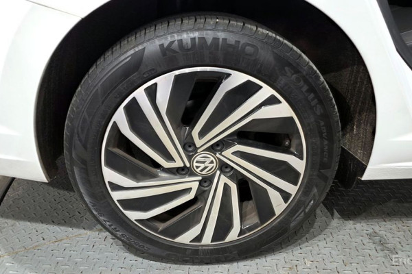 2021 Volkswagen Jetta с пробегом 107 271 км