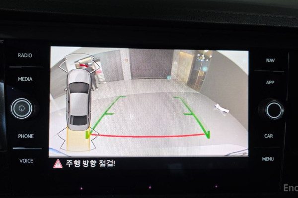 2022 Volkswagen Jetta с пробегом 42 866 км