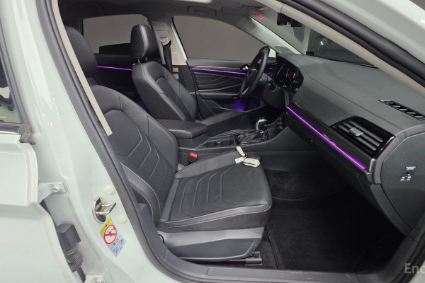 2022 Volkswagen Jetta с пробегом 56 737 км