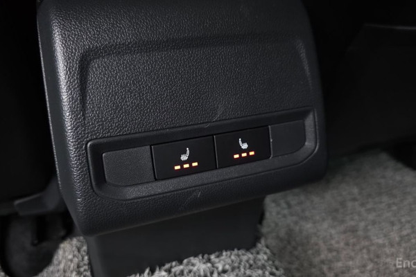 2022 Volkswagen Jetta с пробегом 42 866 км