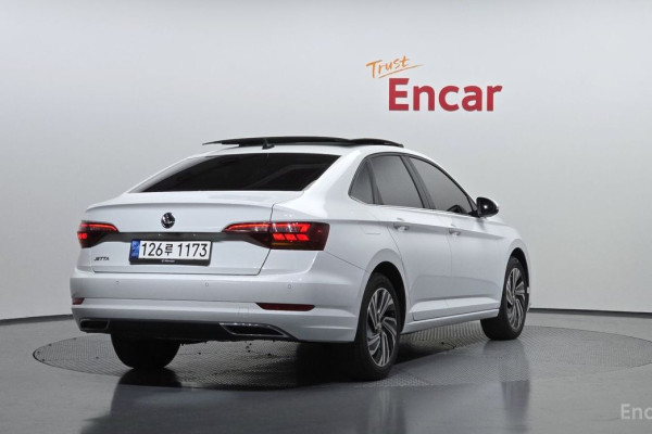 2021 Volkswagen Jetta с пробегом 58 185 км