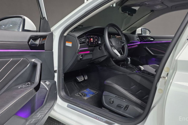 2022 Volkswagen Jetta с пробегом 56 737 км