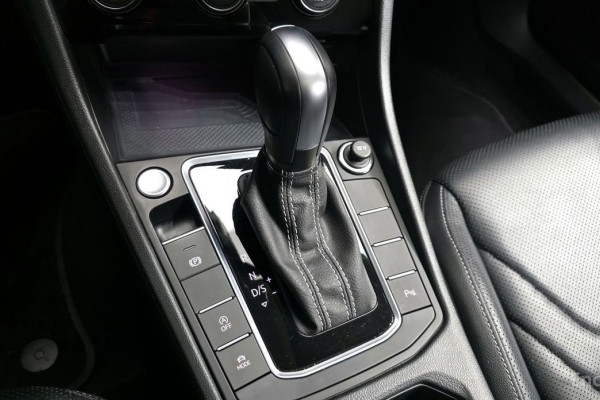 2021 Volkswagen Jetta с пробегом 107 271 км