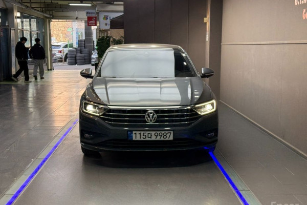 2021 Volkswagen Jetta с пробегом 55 784 км