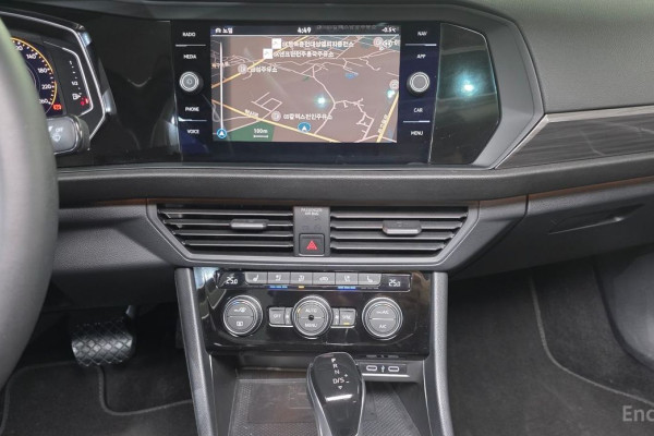 2022 Volkswagen Jetta с пробегом 47 319 км