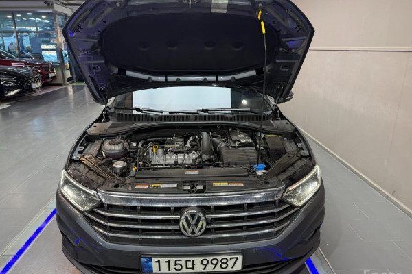 2021 Volkswagen Jetta с пробегом 55 784 км