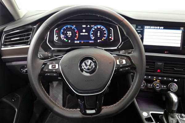 2021 Volkswagen Jetta с пробегом 107 271 км