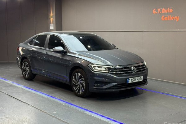 2021 Volkswagen Jetta с пробегом 55 784 км