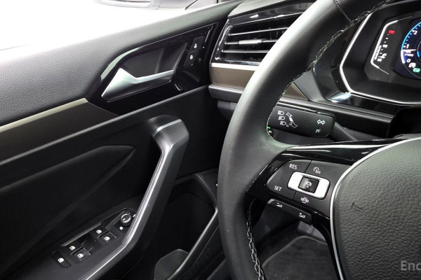 2021 Volkswagen Jetta с пробегом 107 271 км